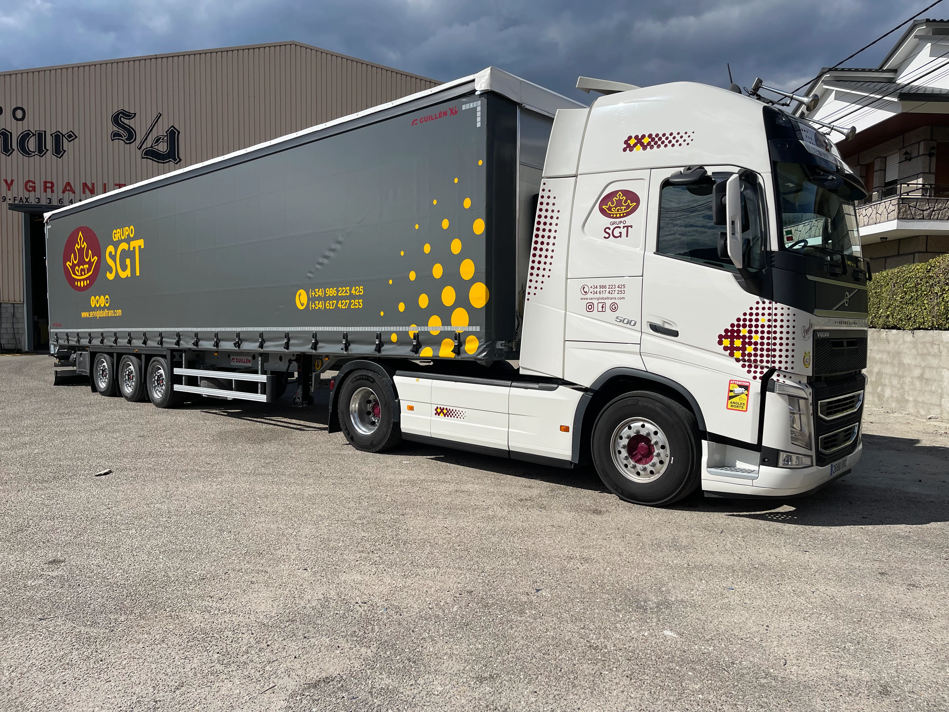 Operativa logística con lona